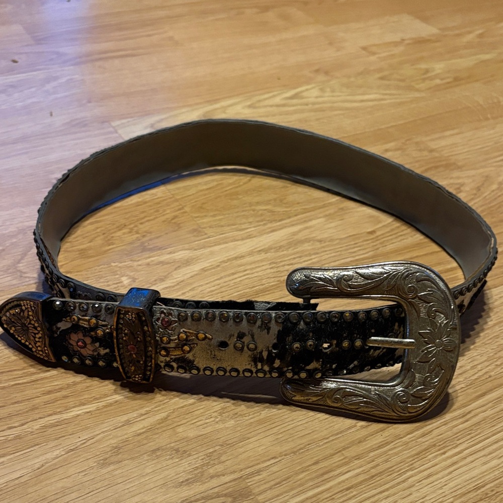 Kippys Black and Siver Belt with Pink Floral Accents - Picture 15 of 16